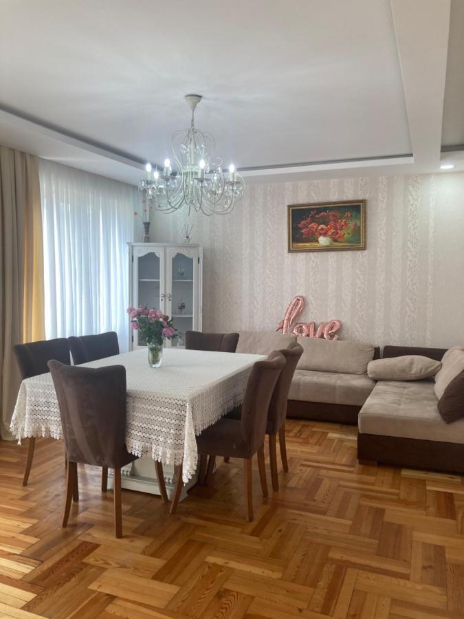 Apartment Near The Sea Batumi Exterior foto